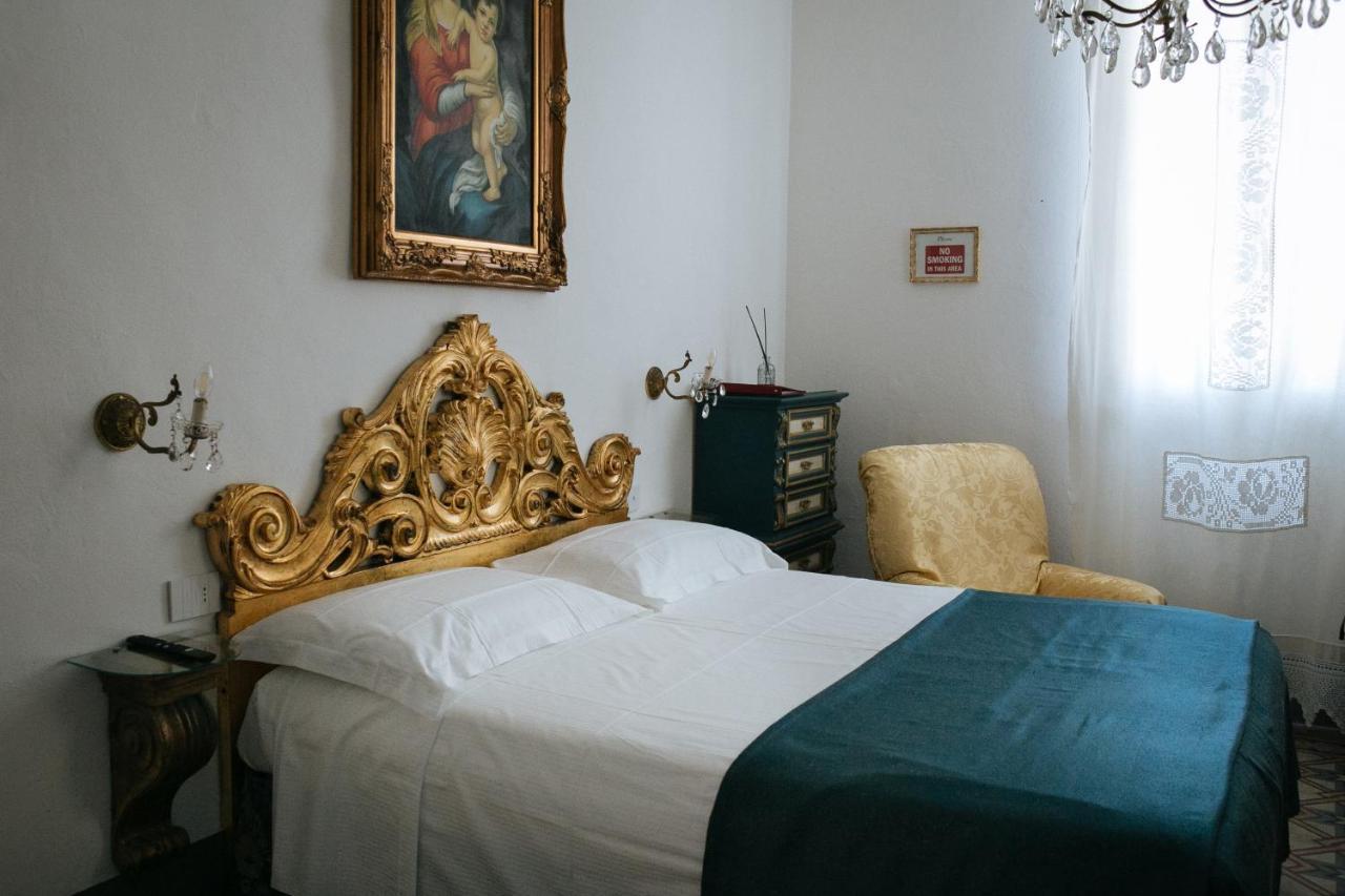 Domus Socolatae Residenza D'Epoca Charming B&B - Adults Only Follonica Kültér fotó