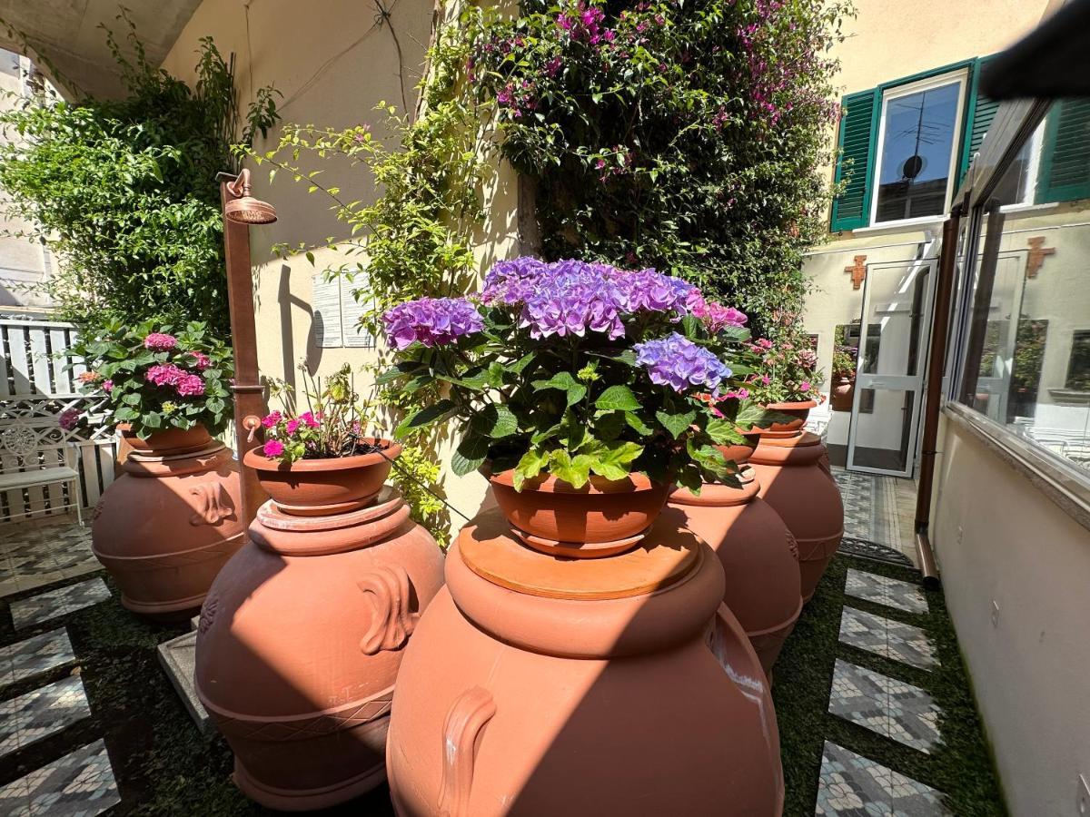 Domus Socolatae Residenza D'Epoca Charming B&B - Adults Only Follonica Kültér fotó