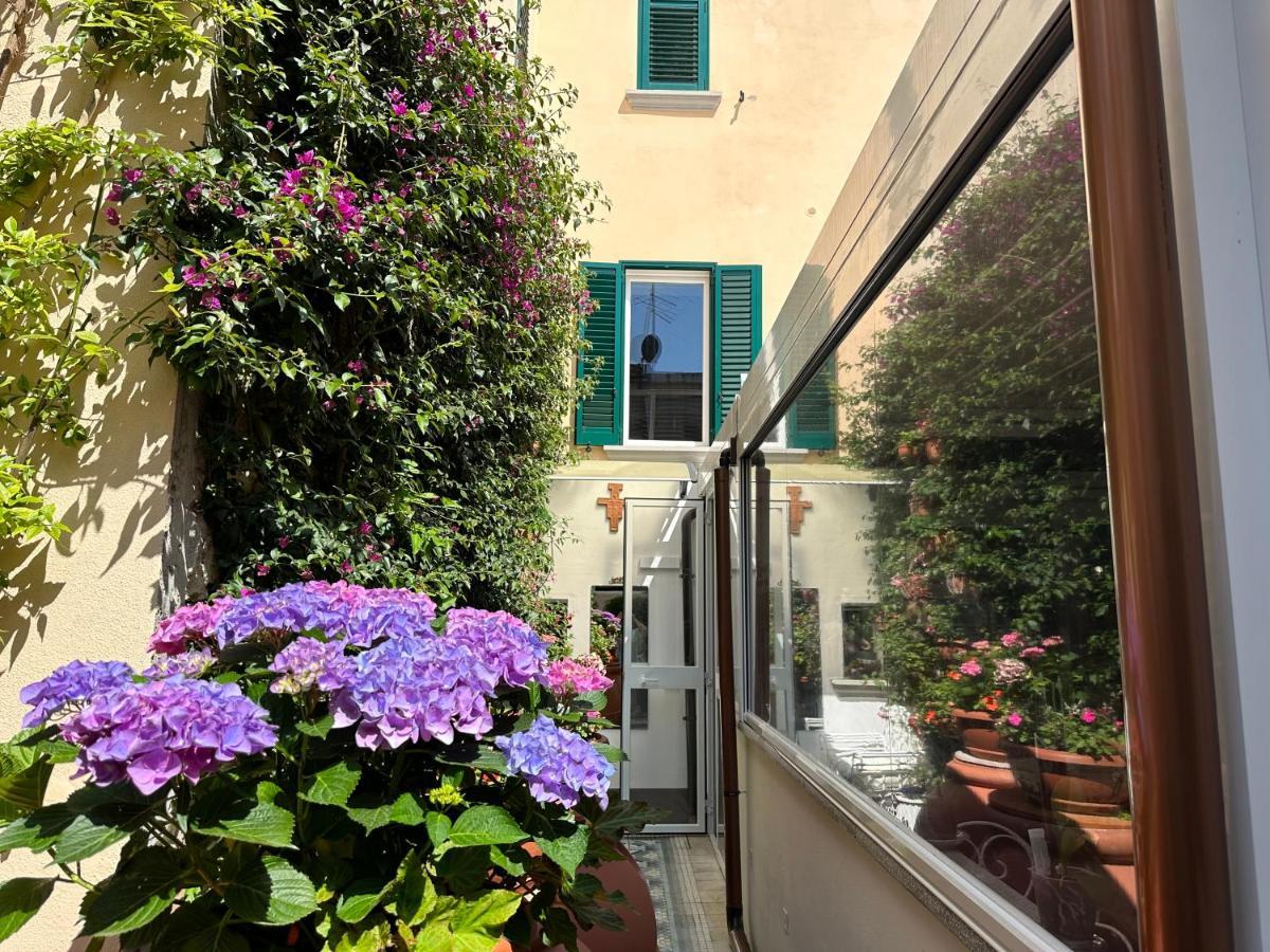 Domus Socolatae Residenza D'Epoca Charming B&B - Adults Only Follonica Kültér fotó